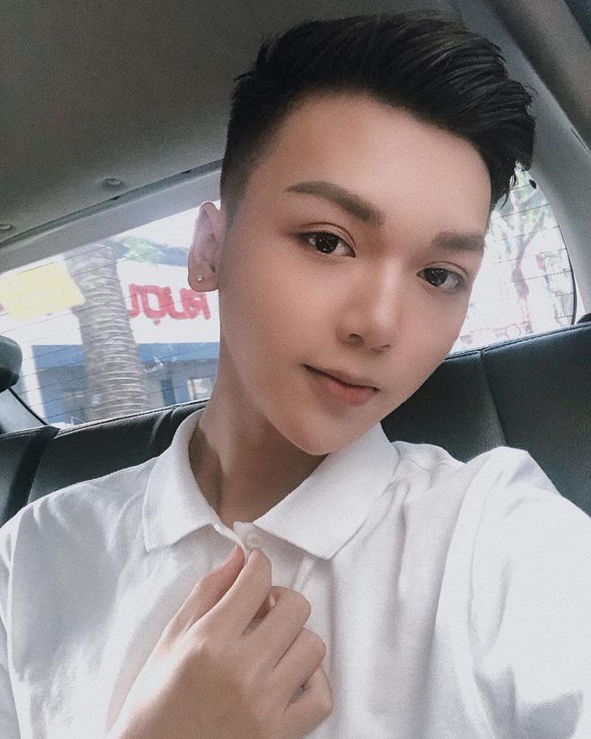 Giật mình với gương mặt nhọn hoắt của Long Bi, hội bạn thân một thời của Linh Ka-3