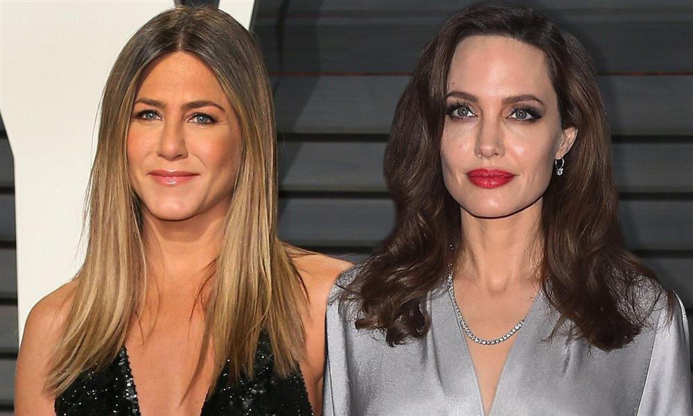 Jennifer Aniston: Cô vợ bị Brad Pitt bội bạc và không đẻ con