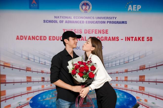 Á hậu Phương Nga mừng vì tốt nghiệp đúng hạn-1