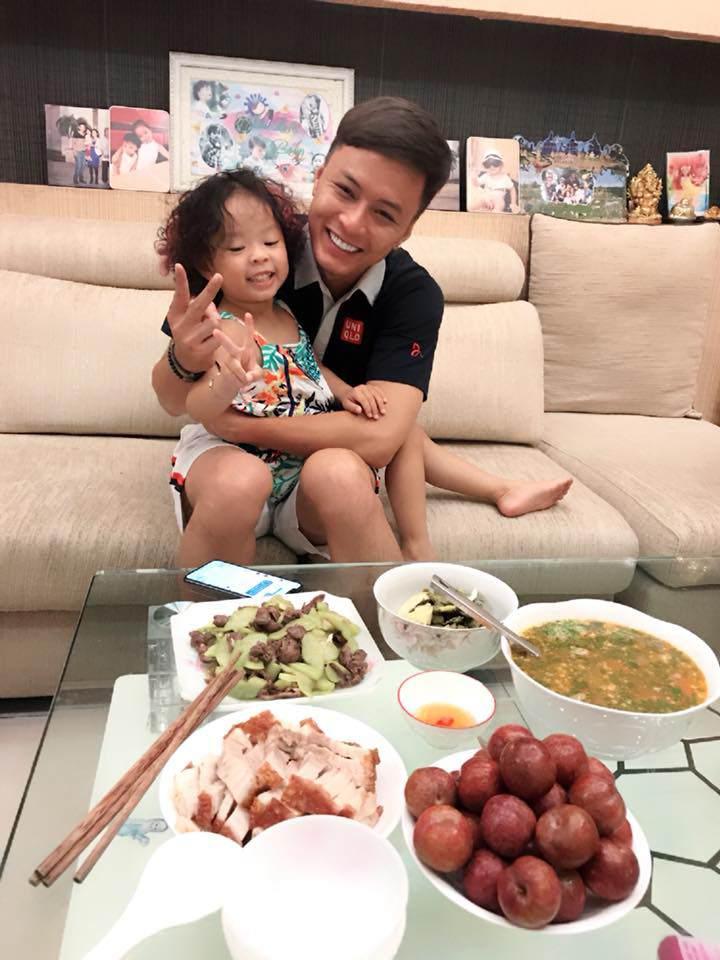 Vợ Hồng Đăng khoe mâm cơm gia đình và than ốm mà ai cũng muốn ốm theo-10