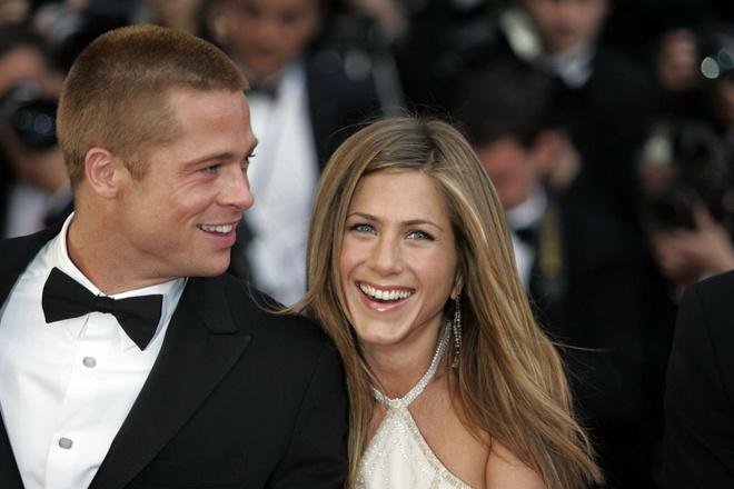 Jennifer Aniston buồn vì Brad Pitt làm lành với Angelina Jolie-2