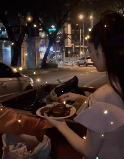 Có tâm tặng bánh cho người lao động, Hòa Minzy vẫn bị soi vì mất vệ sinh-3