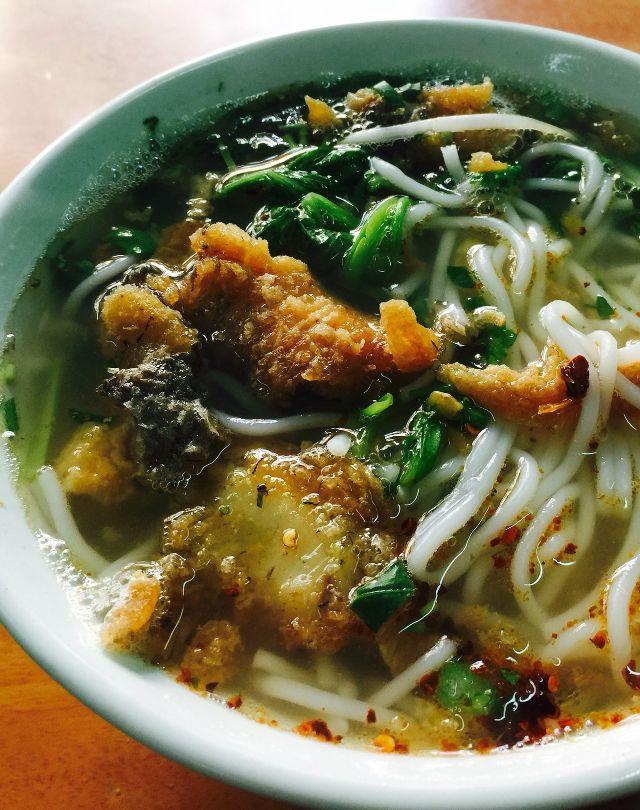 Vi vu khắp Hải Phòng, làm chuyến food tour giá rẻ không tưởng-1