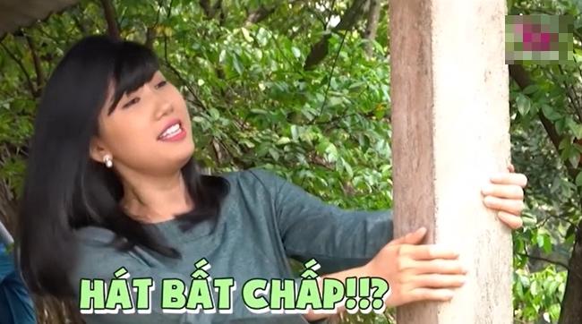 Hậu trường Gạo nếp gạo tẻ phần 2: Thúy Ngân cất giọng hát ru khiến cả trường quay chao đảo-3