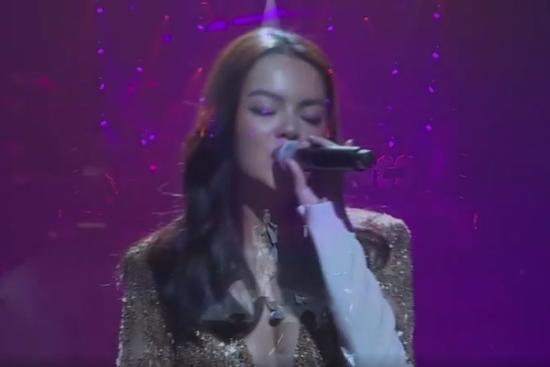 Khả năng hát live của Phạm Quỳnh Anh