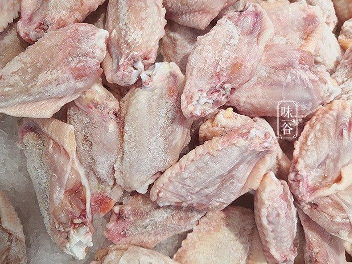 Mua cánh gà đông lạnh, nhìn vào phần này thấy dày hay mỏng là biết nó tươi hay không-1