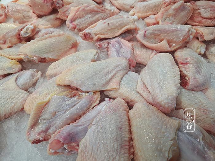 Mua cánh gà đông lạnh, nhìn vào phần này thấy dày hay mỏng là biết nó tươi hay không-2