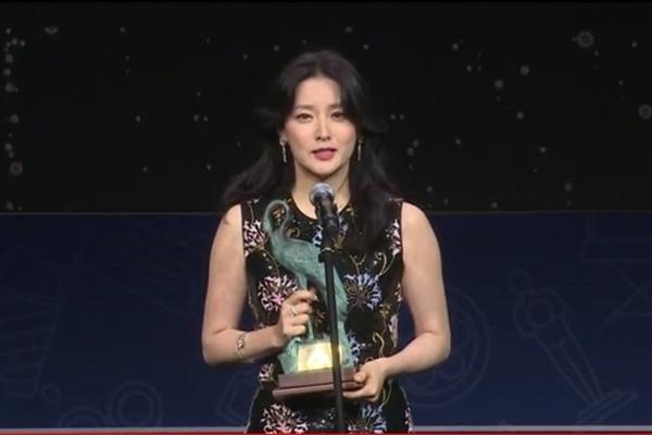 Biệt thự của Dae Jang Geum Lee Young Ae trị giá gần 200 tỷ?-7