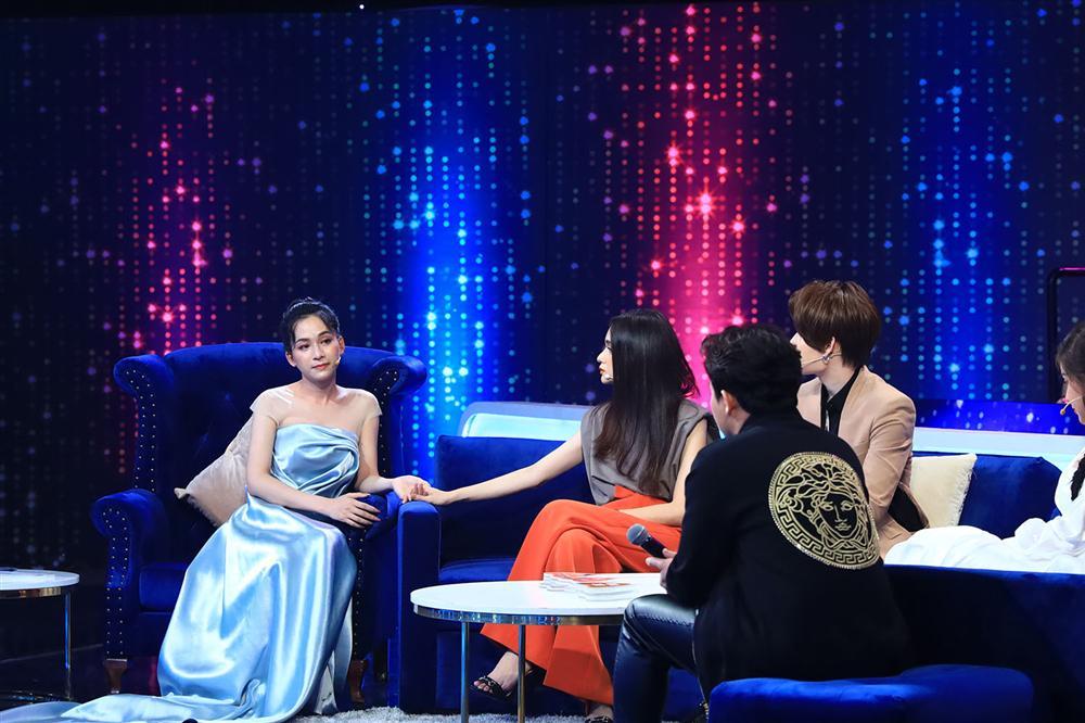 Nữ chính chuyển giới Người Ấy Là Ai sai nước cờ, chàng trai được chọn khóc nức nở-1