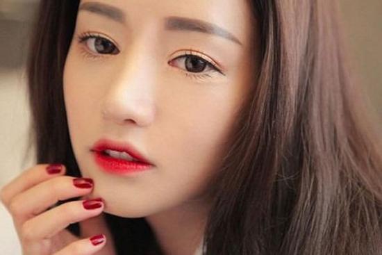 Phụ nữ xinh đẹp mấy vẫn vướng kiếp ‘hồng nhan bạc phận’ vì nét tướng này