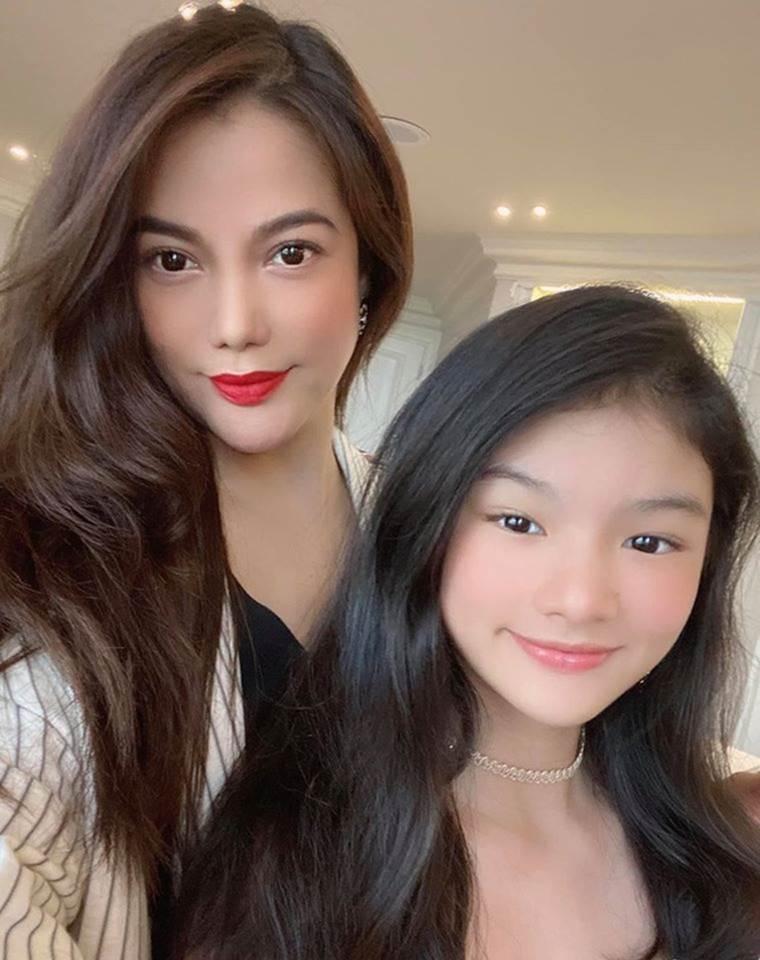 Trương Ngọc Ánh và Trần Bảo Sơn bên nhau trong tiệc của con gái-3