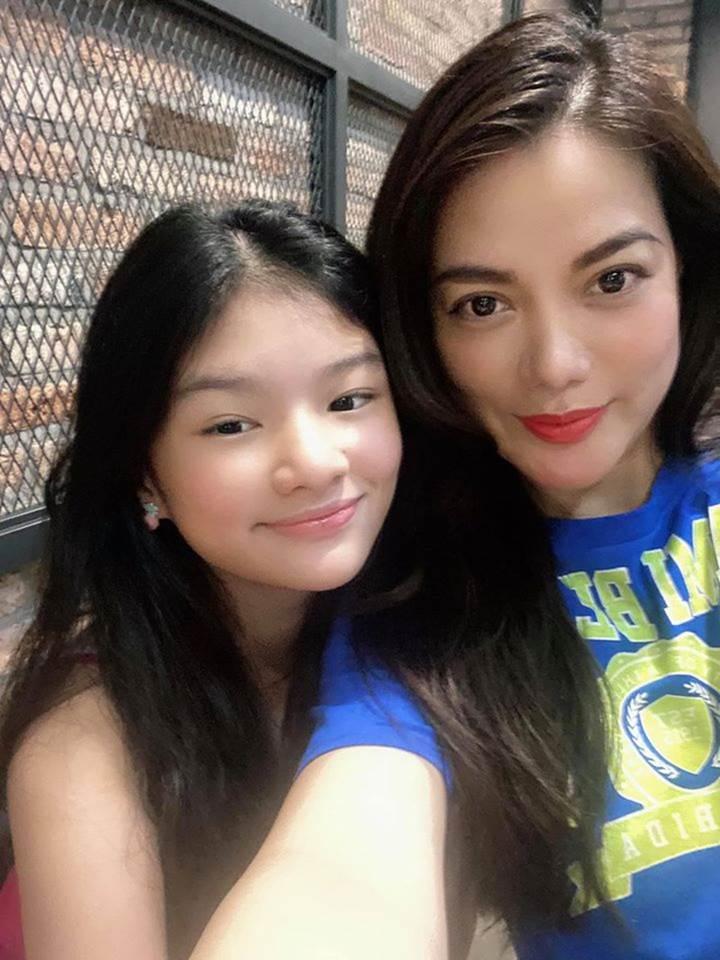 Trương Ngọc Ánh và Trần Bảo Sơn bên nhau trong tiệc của con gái-8