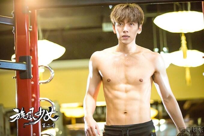 Những lần Ji Chang Wook khoe body chuẩn chỉnh trên màn ảnh-4