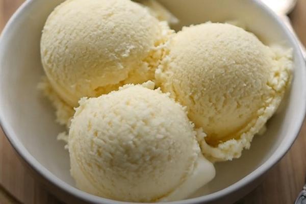 Kem trà xanh với sữa dễ làm, mát lạnh ngày cuối tuần-1