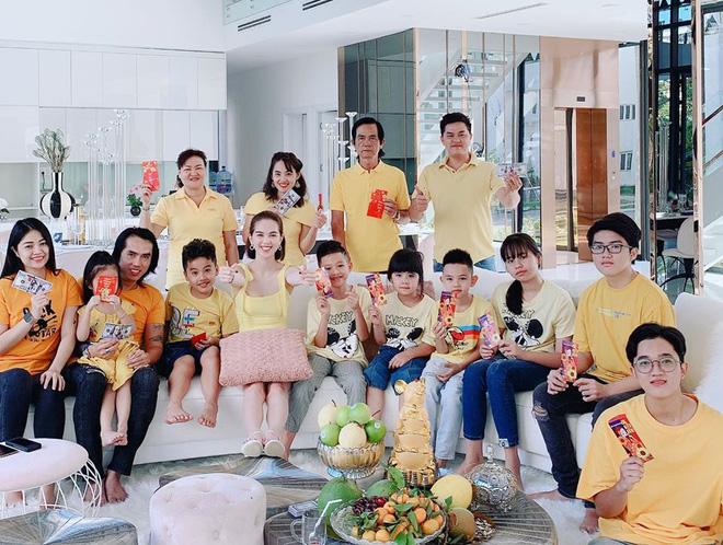 Ngọc Trinh đã phải vượt những ải khó khăn nào mới có ngày hôm nay?-2