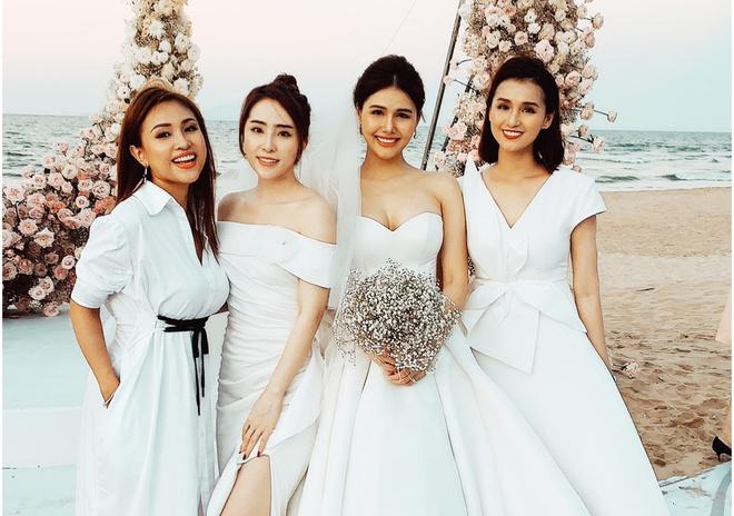 Nghệ sĩ Việt dự lễ cưới trên bờ biển của Phanh Lee-3