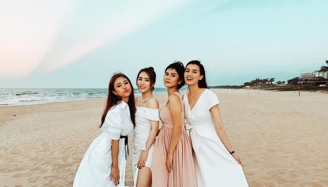 Nghệ sĩ Việt dự lễ cưới trên bờ biển của Phanh Lee-6