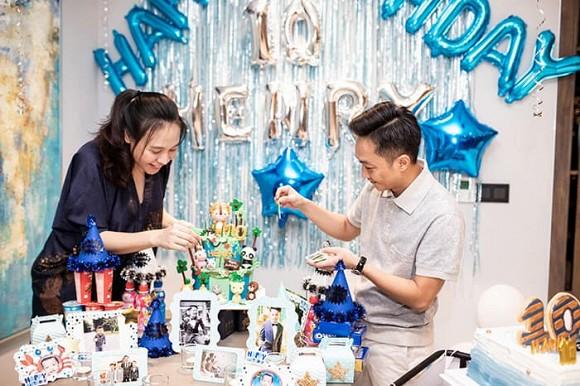 Cường Đô La cùng vợ tổ chức sinh nhật cho Subeo, Đàm Thu Trang phát tướng đã lộ chuyện bầu bí-2