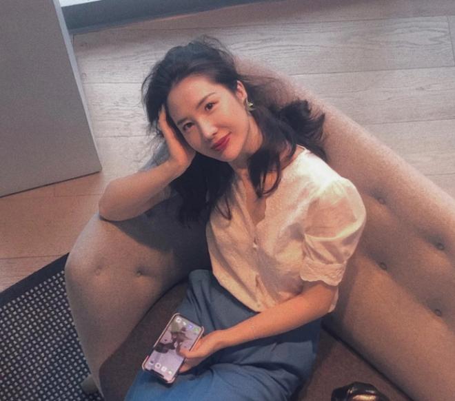 Nhân tình chủ tịch Taobao phủ nhận khóc trên livestream vì bê bối ngoại tình, vợ đăng vlog đáp trả với hàm ý: Hãy tu thân dưỡng tính!-8