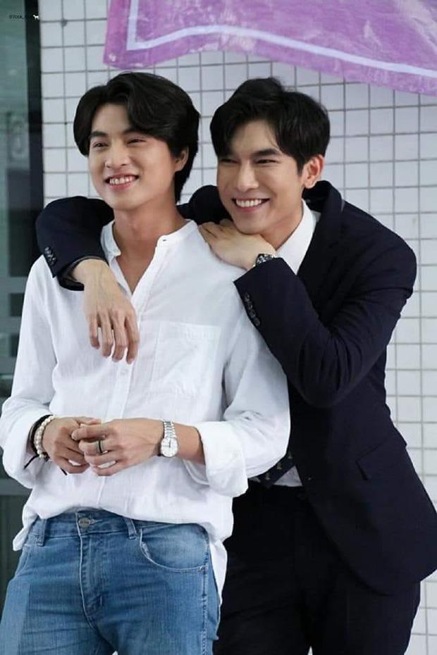 Cực phẩm đam mỹ Thái TharnType 2 tung thiệp cưới khiến fan vỡ òa, sắp có đám cưới thế kỷ rồi hay sao?-1