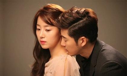 Chưa kịp hí hửng vì bạn gái mang bầu đã câm nín khi nhìn vào dòng chữ bác sĩ ghi trong sổ-1