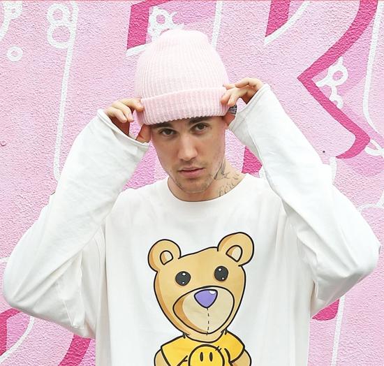 Justin Bieber bị cáo buộc tấn công tình dục-1