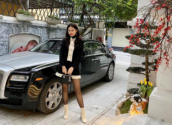 Những người đẹp 9X nên duyên với ông chủ lớn-5