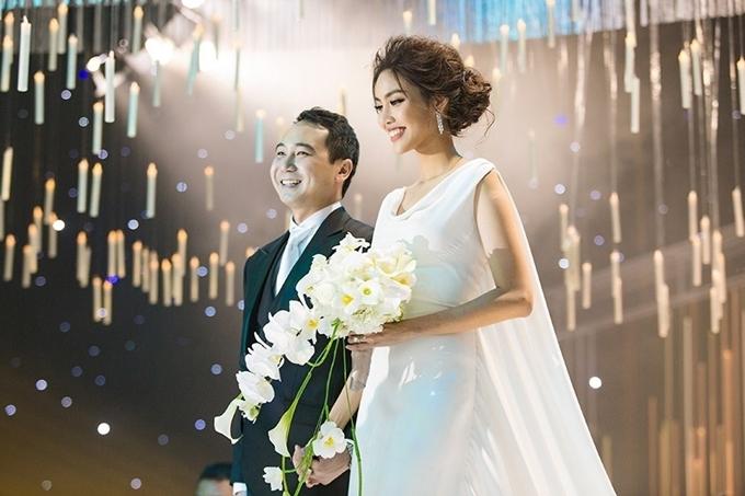 Những người đẹp 9X nên duyên với ông chủ lớn-10