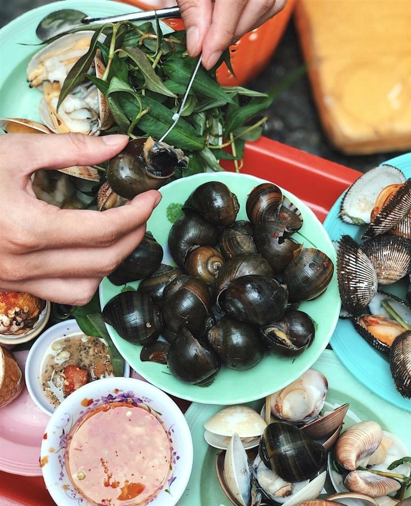 4 hàng ốc ngon hút tín đồ sành ăn ở TP.HCM-5