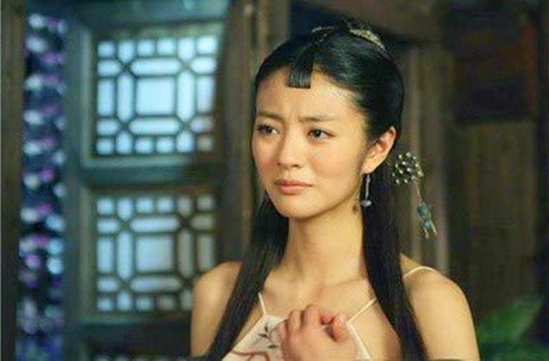 Nữ hoàng bị cưỡng bức An Dĩ Hiên: Bị bạn thân cướp bồ nhưng cái kết thật đáng ngưỡng mộ-2