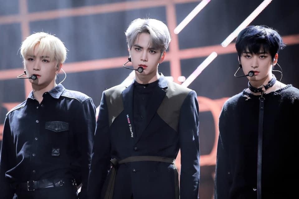 Visual nam idol Kpop nóng rẫy trên mạng xã hội, từ bé đến lớn chưa biết xấu là gì-2