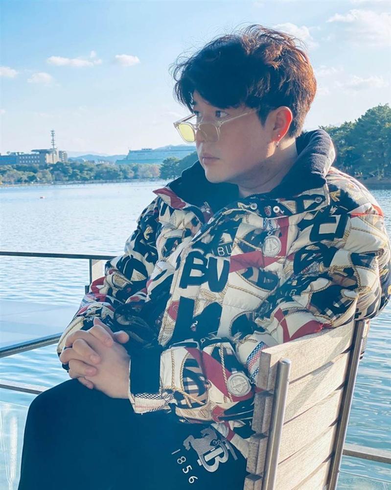 Nam ca sĩ giảm 31 kg vì không muốn chết ở tuổi 40-13