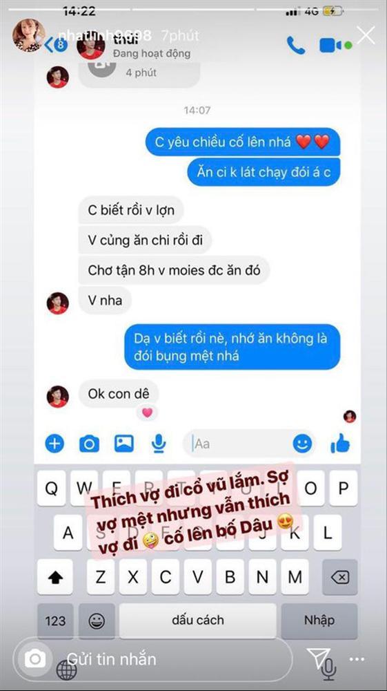 Trời nóng hơn 40 độ nhưng Nhật Linh vẫn cố ra sân cổ vũ chồng, Văn Đức lo lắng vợ bầu bị đói-1