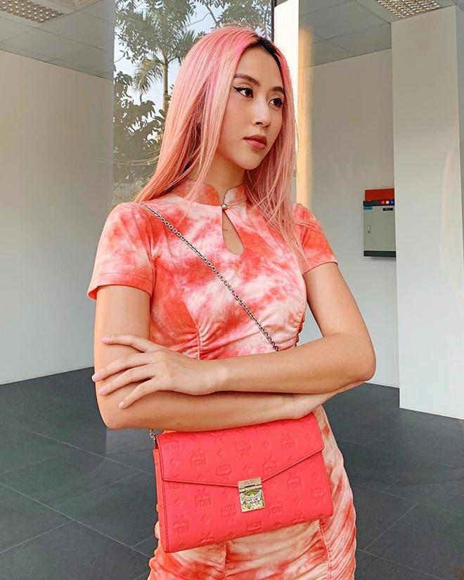 Quỳnh Anh Shyn thích mặc bikini, váy áo đồng điệu với màu tóc-3