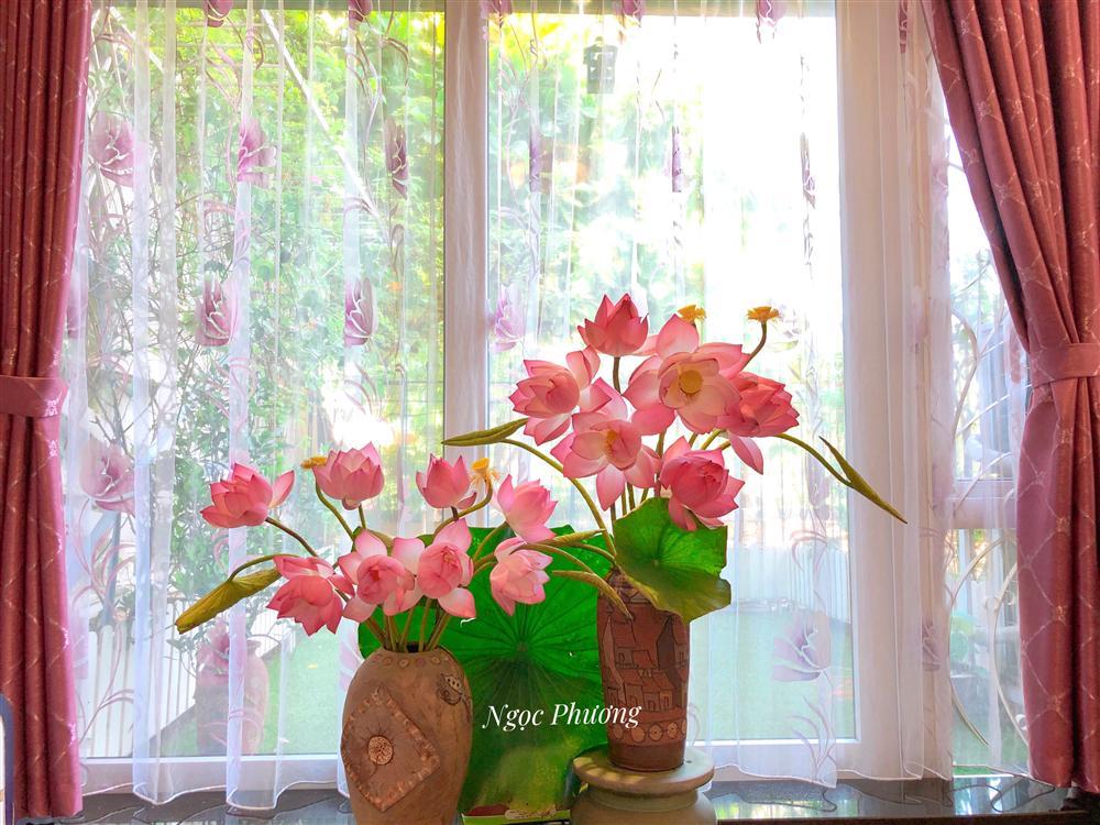 Học cách cắm hoa sen khiến vạn người mê của nữ giáo viên Hà thành-2