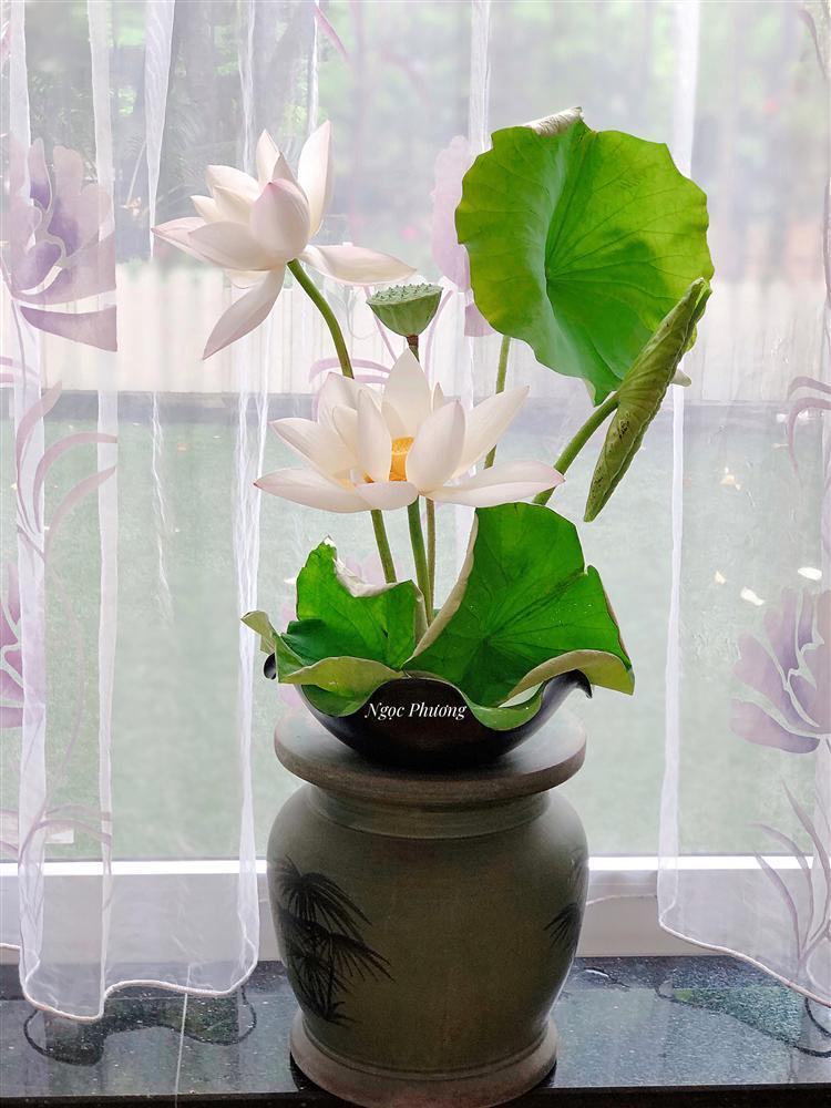 Học cách cắm hoa sen khiến vạn người mê của nữ giáo viên Hà thành-4