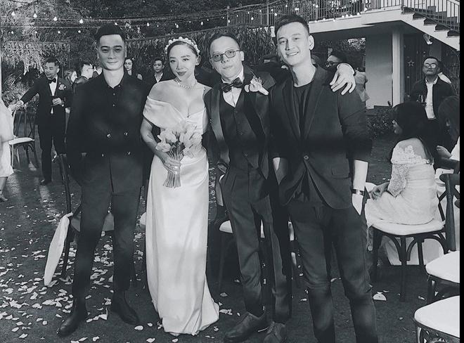 Ảnh nét căng hiếm hoi trong hôn lễ nhà thờ của Tóc Tiên - Hoàng Touliver-6