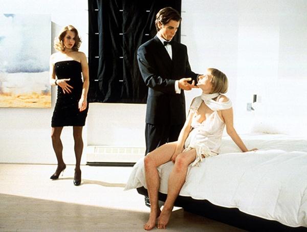 Vén màn bí mật cảnh nóng trong phim: Đồ bảo hộ không ngờ che phần nhạy cảm-2