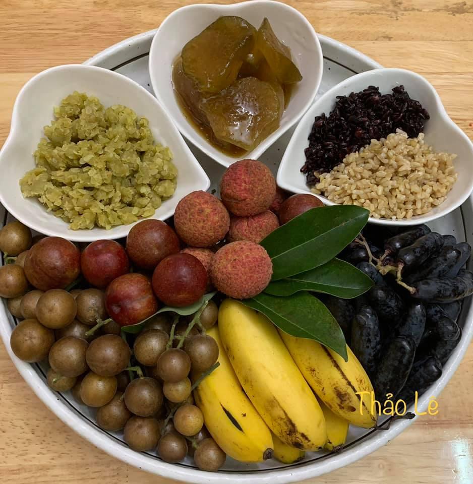 Đến hẹn lại lên, chị em đu trend khoe mâm cỗ cúng Tết đoan ngọ 7 sắc cầu vồng-3