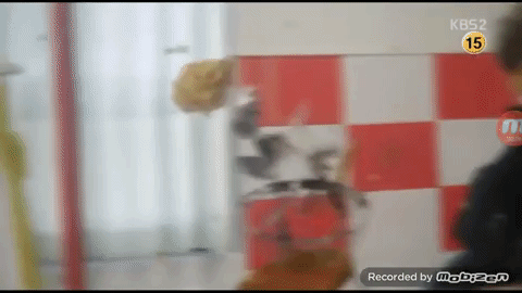 Những pha xử lý kỹ xảo thô vụng, giả tạo trong phim Hàn-6