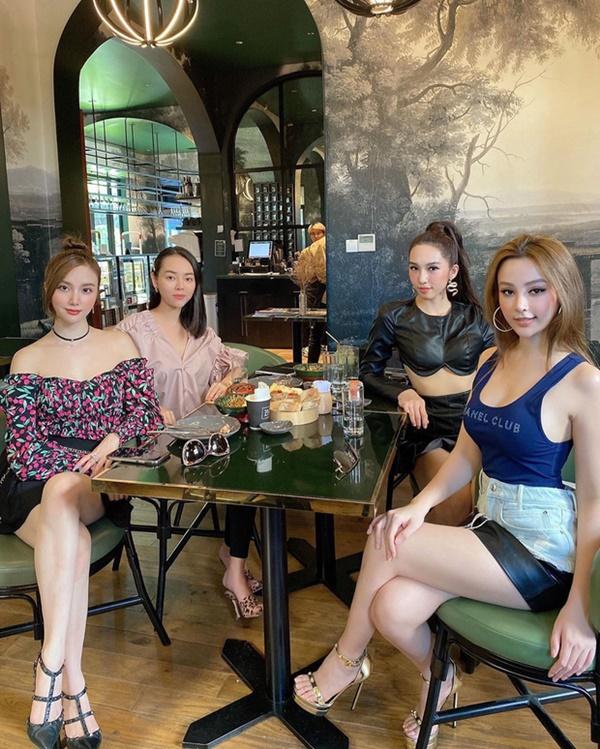 Trong lúc các hội chị em lần lượt toang, Huyền Baby khoe team trên bến dưới thuyền mười mấy năm chưa cãi nhau 1 lần-1