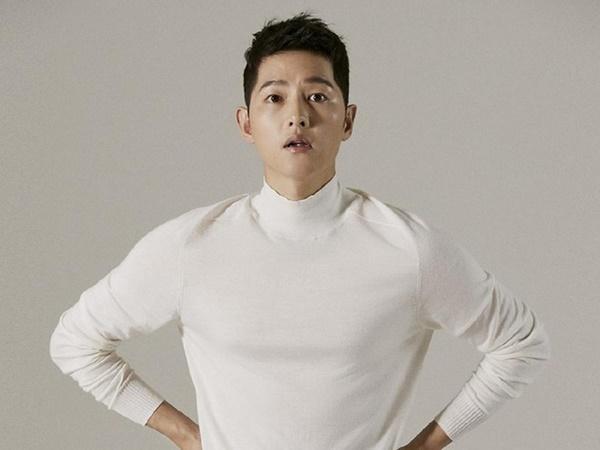 Song Joong Ki tập pilates mỗi sáng, nhịn ăn để trẻ hơn-1