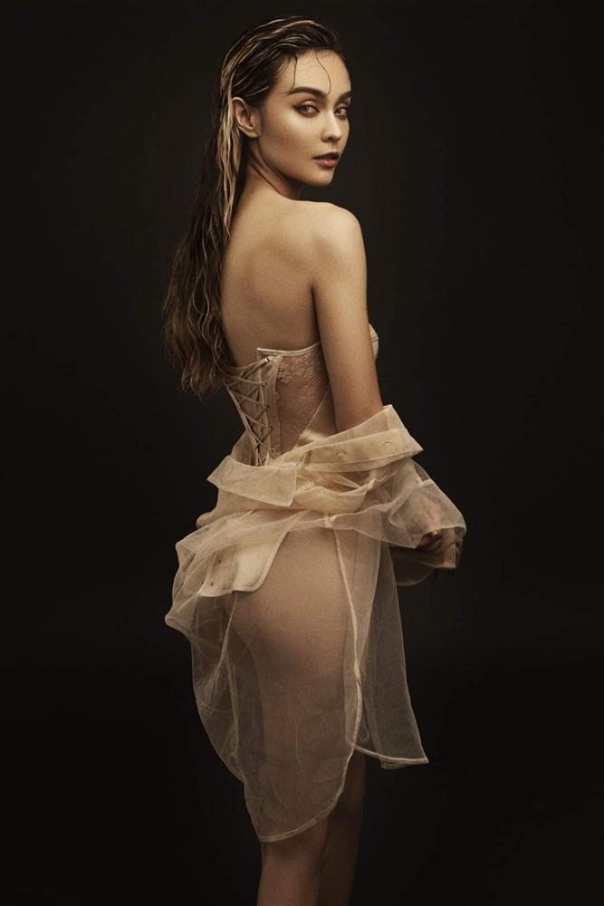 Mlee tung ảnh bán nude liền bị nghi ngờ dao kéo vòng 1-9