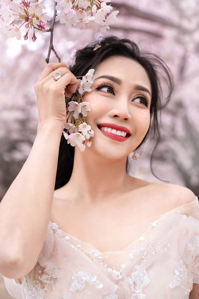 Ốc Thanh Vân kể chuyện bị xe tải ép đường, ai dè dư luận đổi chiều khi chủ xe lên tiếng-1