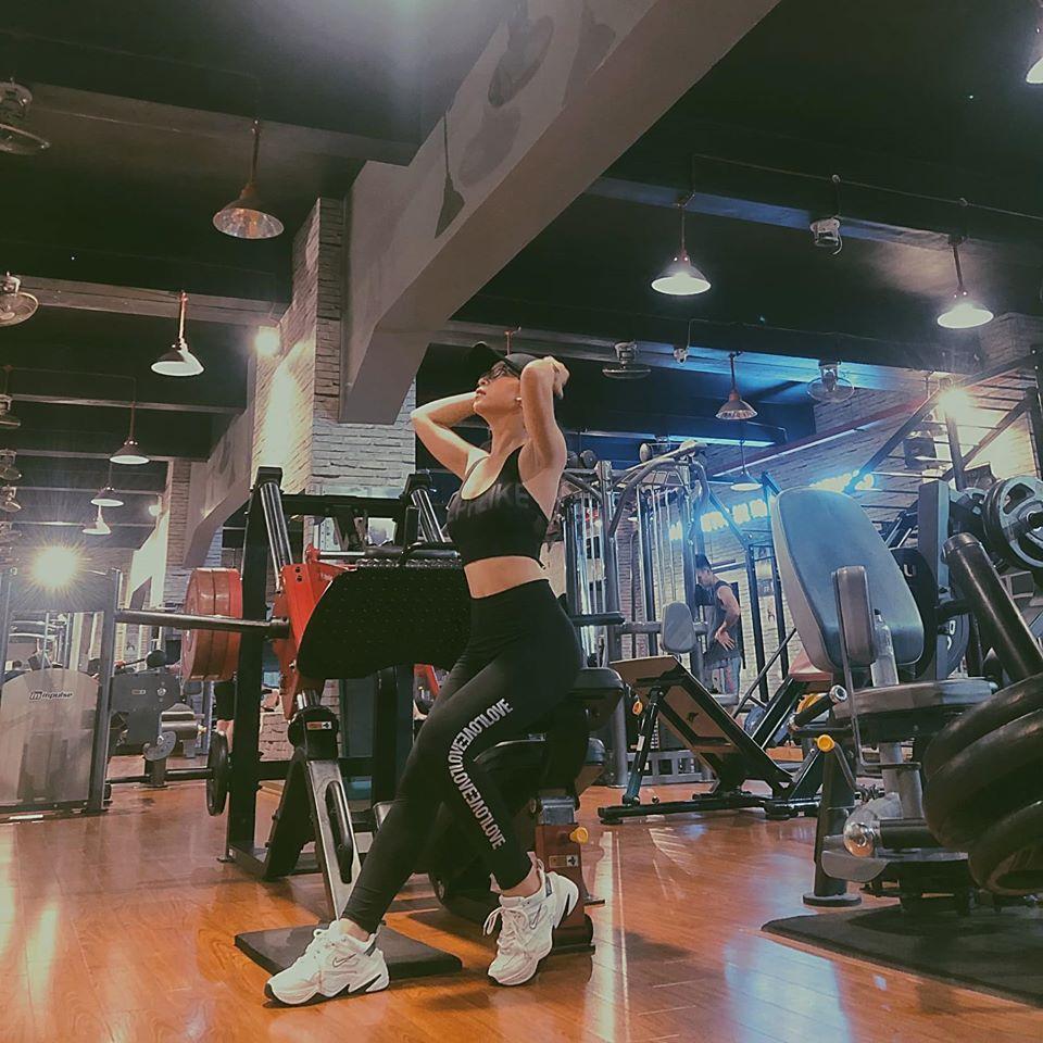 Tình cũ Quang Hải lột xác ngoạn mục từ body đến phong cách sau khi kết thúc mối tình 3 năm-9