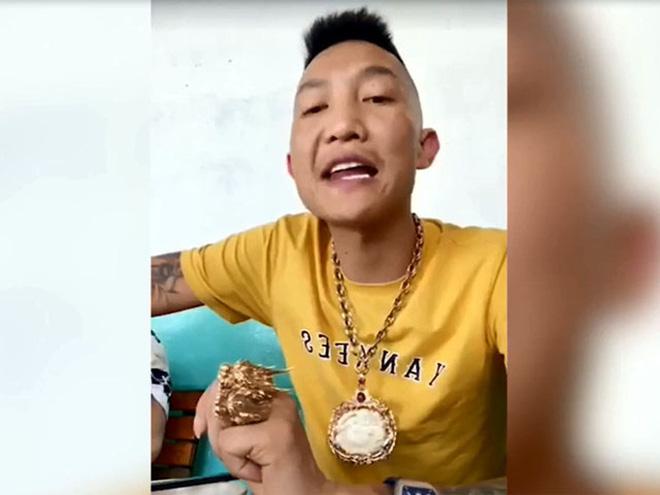 Giang hồ mạng Huấn Hoa Hồng ngang nhiên làm MV quảng cáo game đánh bạc: Có thể bị xử lý hình sự-1