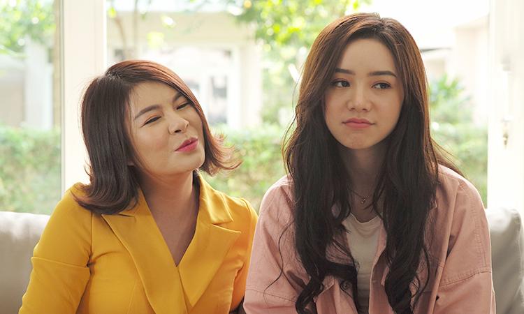 Quỳnh Kool run khi hất thẳng cốc nước vào mặt Kim Oanh-3