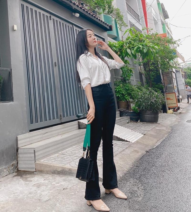 Quỳnh Anh Shyn mặc bikini đi boots độc dị, viết status ẩn ý giữa tâm bão cạch mặt Chi Pu-5