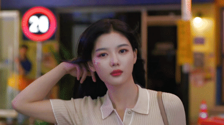 Sao nhí Kim Yoo Jung lớn thật rồi: Bờ vai thon gầy với vòng 1 sexy vạn người ao ước-3