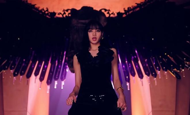 BlackPink diện đồ hiệu nghìn USD trong How you like that-1